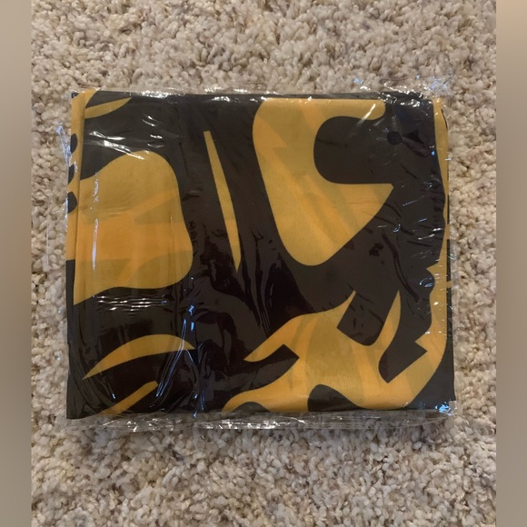 Authentic Forward Observations Group Flag Banner  black and gold Canoe Club - Picture 2 of 4